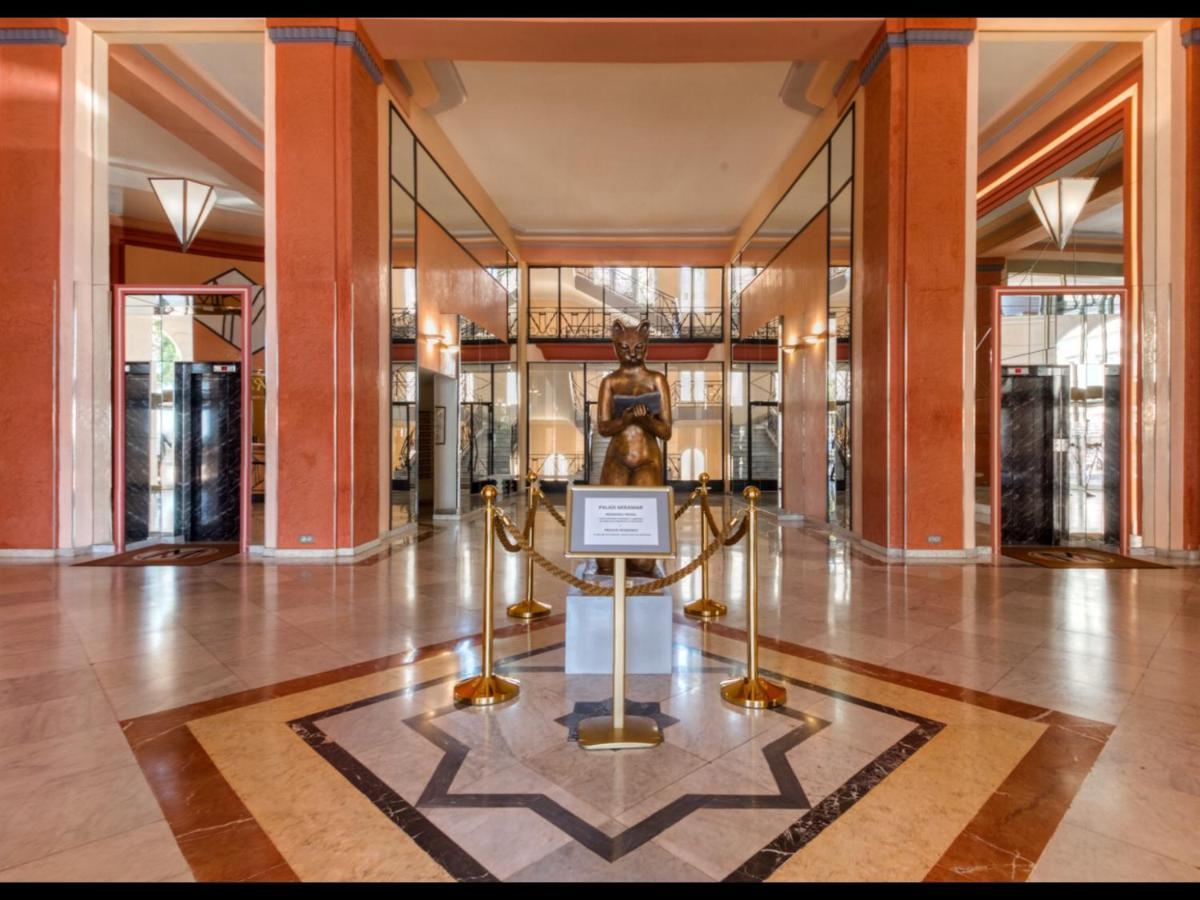 La Croisette - Superbe Studio Au Mythique Palais Miramar 戛纳 外观 照片
